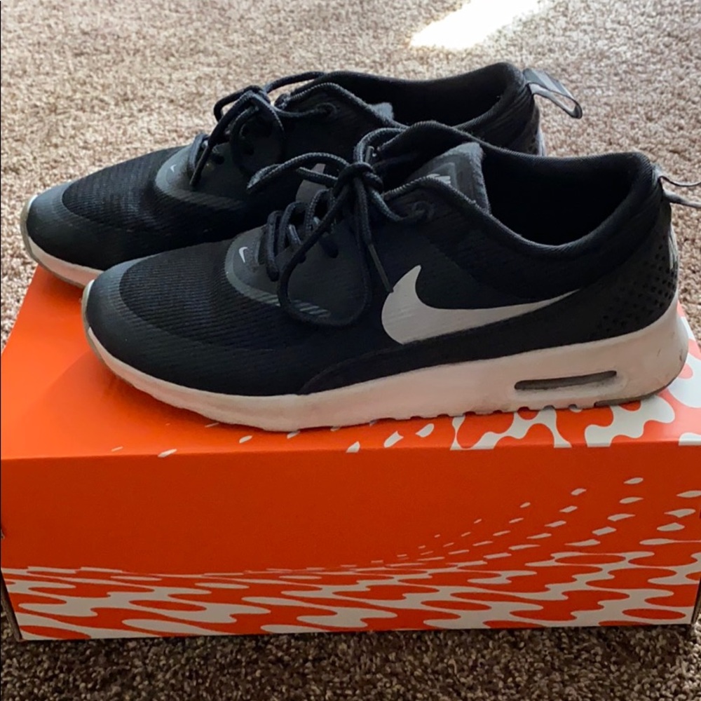 Nike Air Max Thea black sneakers women’s shoes